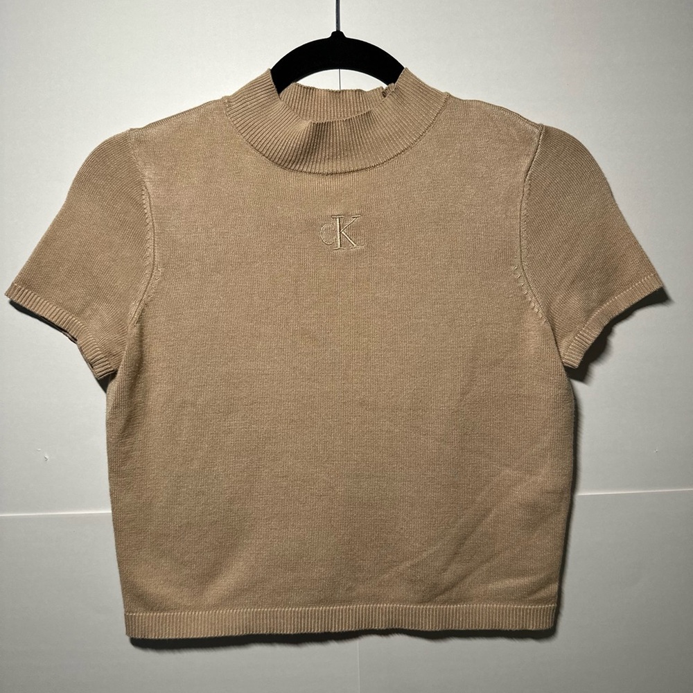 Calvin Klein Jeans women’s Beige Crewneck Sweater
